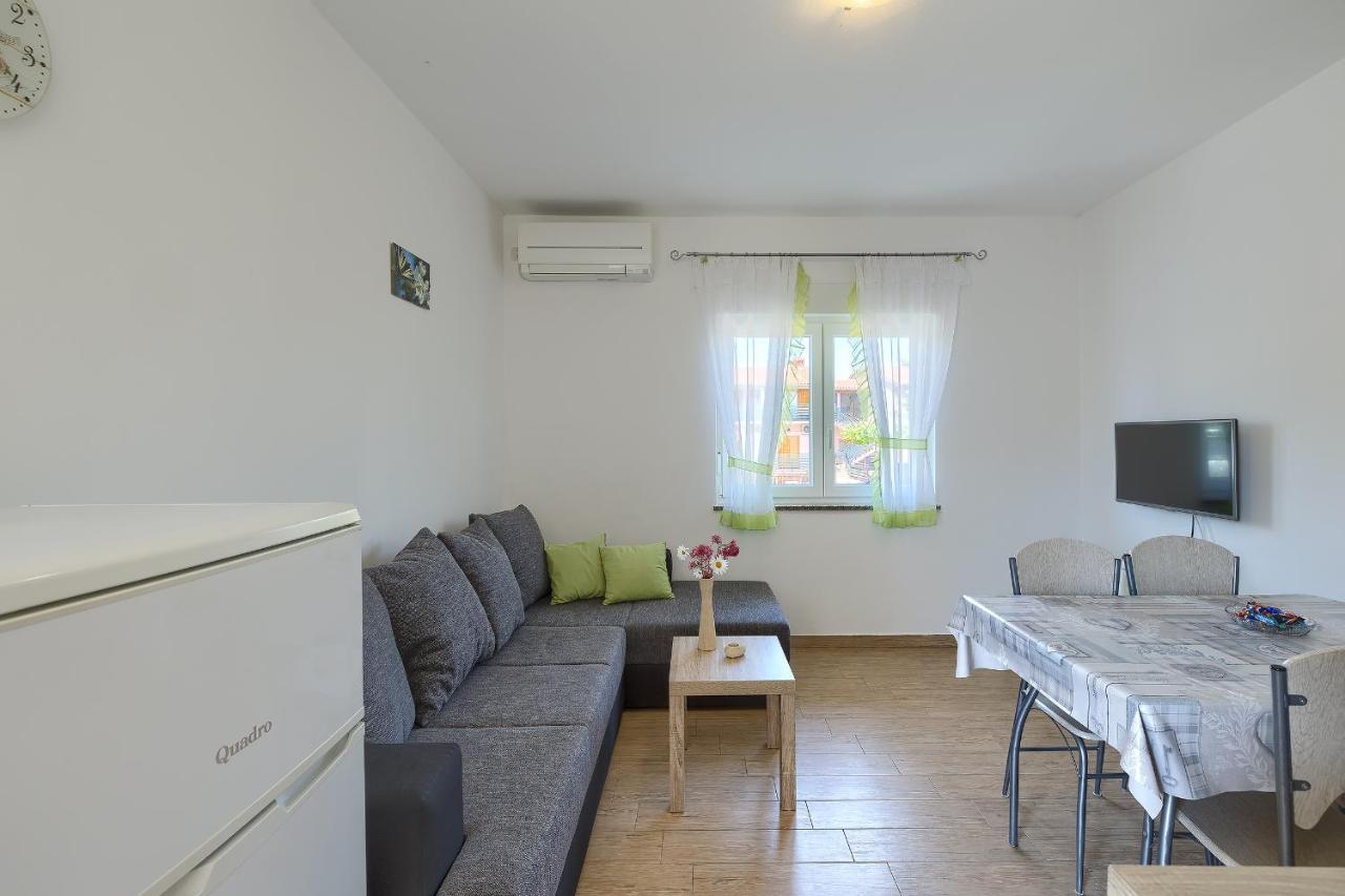 Apartman Mishel 2 Fažana Exteriör bild
