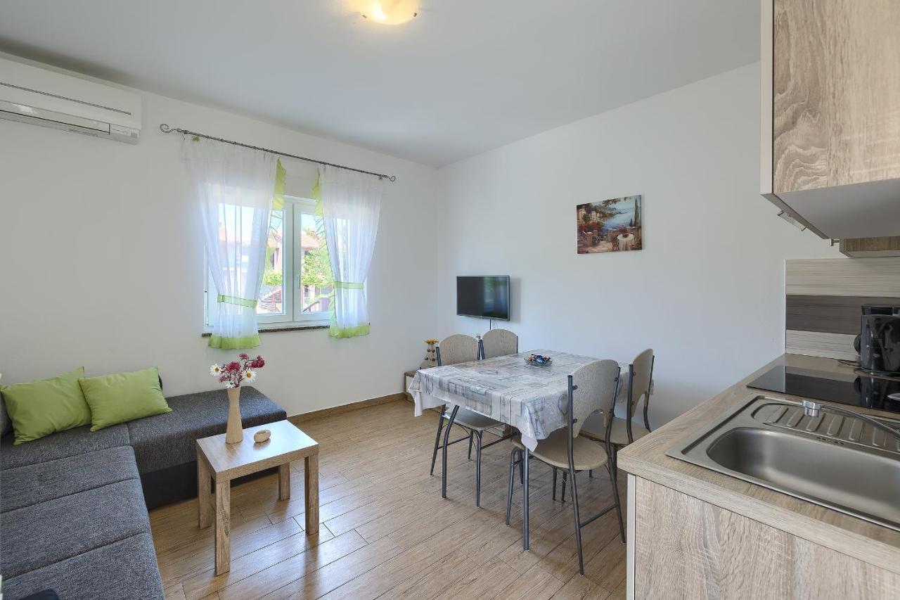 Apartman Mishel 2 Fažana Exteriör bild